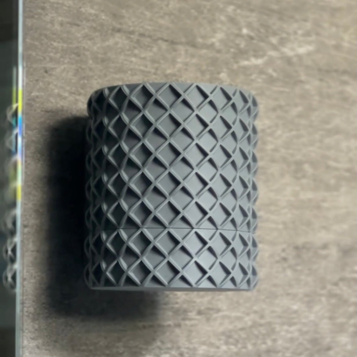 Matera para Colgar Impresa en 3D con Sistema de Anclaje y Bandeja de Agua - VERSELL