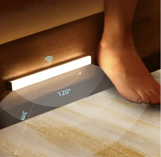 Luz led nocturna recargable con sensor de movimiento - VERSELL